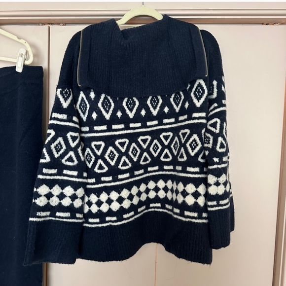 Jcrew Navy Sweater set in Size XL - Picture 2 of 4